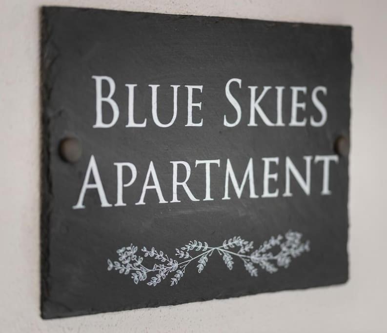 Blue Skies Apartment - Harbour Views Torquay Extérieur photo